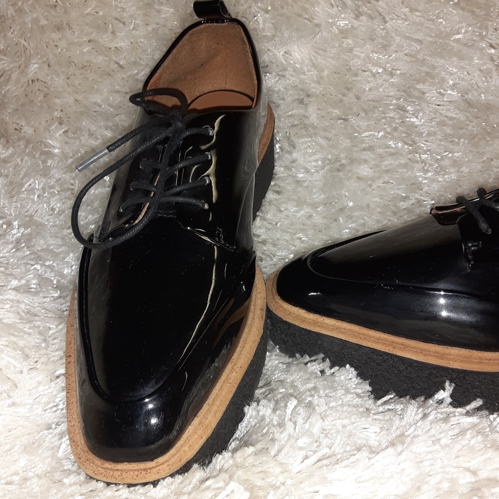 ZARA BLACK PATENT FLATFORM OXFORDS